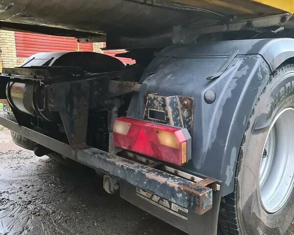 Желтый Даф XF 95, объемом двигателя 12.58 л и пробегом 500 тыс. км за 6500 $, фото 8 на Automoto.ua