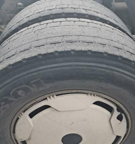 Даф XF 95 2000 у Дніпро (Дніпропетровську) на Automoto.ua Жовтий Даф XF 95, об'ємом двигуна 0 л та пробігом 1000 тис. км за 5000 $, фото 5 на Automoto.ua