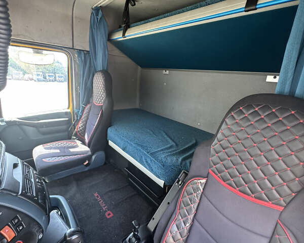 Желтый Даф XF 95, объемом двигателя 12.6 л и пробегом 800 тыс. км за 14000 $, фото 4 на Automoto.ua