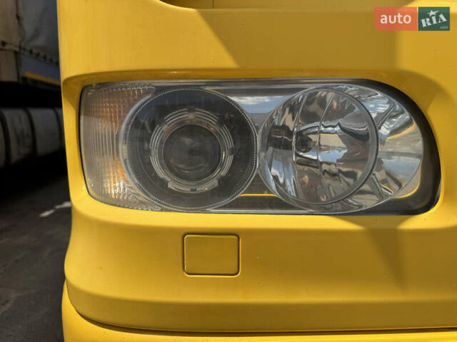 Желтый Даф XF 95, объемом двигателя 12.6 л и пробегом 800 тыс. км за 14000 $, фото 7 на Automoto.ua