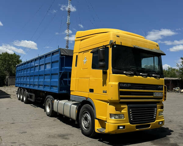 Желтый Даф XF 95, объемом двигателя 12.6 л и пробегом 800 тыс. км за 14000 $, фото 2 на Automoto.ua