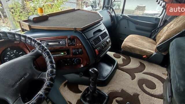 Сірий Даф XF 95, об'ємом двигуна 13 л та пробігом 150 тис. км за 7500 $, фото 1 на Automoto.ua