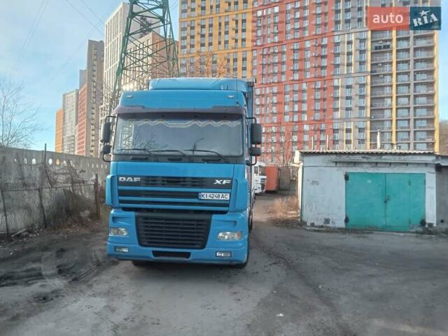 Синий Даф XF 95, объемом двигателя 12.58 л и пробегом 150 тыс. км за 13200 $, фото 1 на Automoto.ua