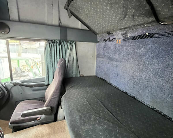 Синий Даф XF 95, объемом двигателя 12.58 л и пробегом 400 тыс. км за 5350 $, фото 8 на Automoto.ua