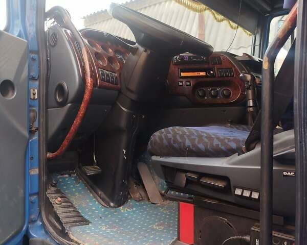 Синий Даф XF 95, объемом двигателя 12.5 л и пробегом 1 тыс. км за 4000 $, фото 4 на Automoto.ua