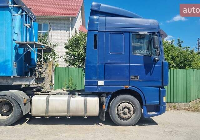 Синий Даф XF 95, объемом двигателя 12.58 л и пробегом 631 тыс. км за 6300 $, фото 6 на Automoto.ua