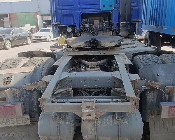 Синий Даф XF 95, объемом двигателя 12.6 л и пробегом 1000 тыс. км за 4200 $, фото 2 на Automoto.ua