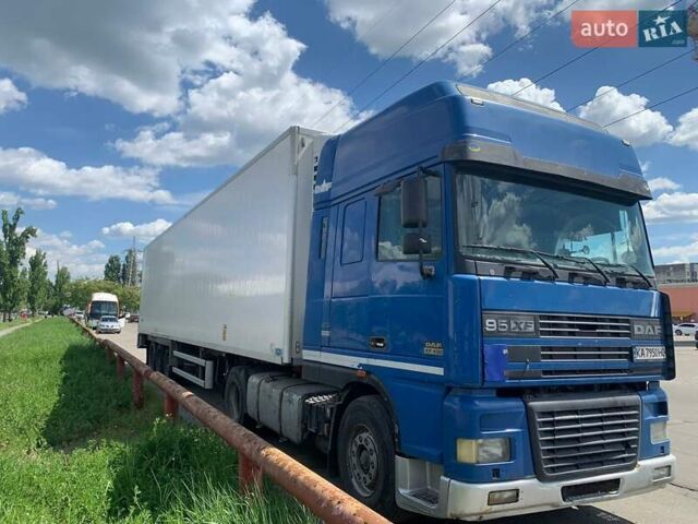 Синий Даф XF 95, объемом двигателя 12.58 л и пробегом 1 тыс. км за 5500 $, фото 1 на Automoto.ua