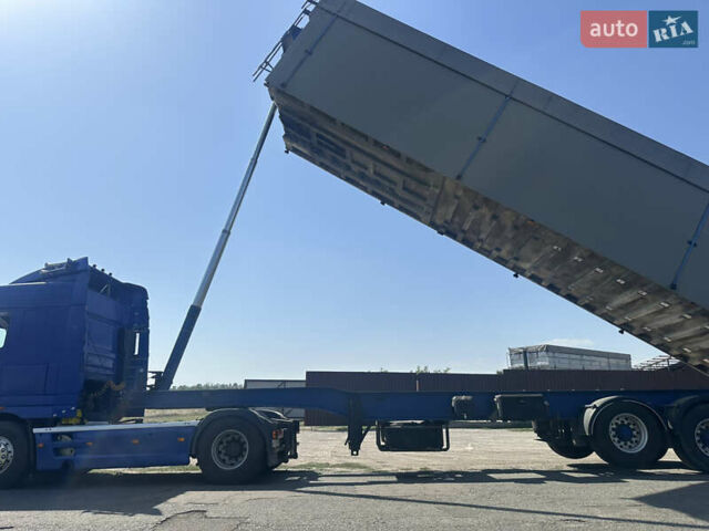 Синий Даф XF 95, объемом двигателя 12.58 л и пробегом 180 тыс. км за 12000 $, фото 9 на Automoto.ua