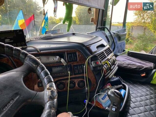 Зеленый Даф XF 95, объемом двигателя 12.5 л и пробегом 777 тыс. км за 14300 $, фото 3 на Automoto.ua