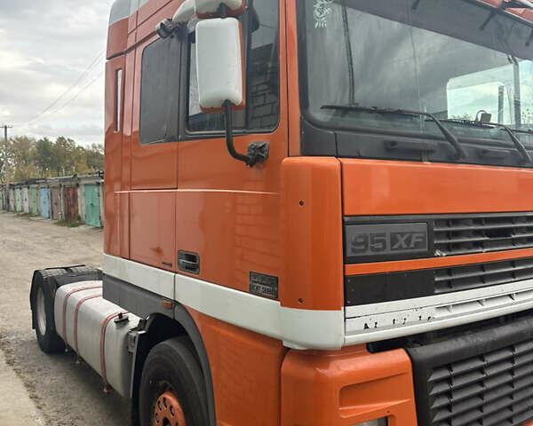 Оранжевый Даф XF 95, объемом двигателя 12.58 л и пробегом 1 тыс. км за 6500 $, фото 13 на Automoto.ua