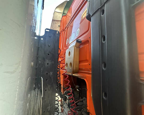 Оранжевый Даф XF 95, объемом двигателя 12.58 л и пробегом 2 тыс. км за 12000 $, фото 11 на Automoto.ua