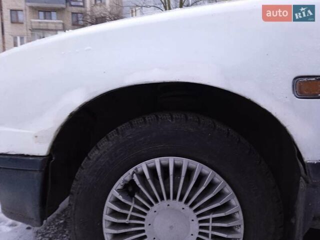 Білий Дайхатсу Applause, об'ємом двигуна 1.6 л та пробігом 200 тис. км за 1700 $, фото 3 на Automoto.ua