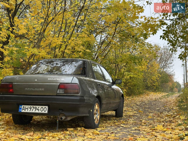 Дайхатсу Апплауз 1991 в Киеве на Automoto.ua Серый Дайхатсу Апплауз, объемом двигателя 1.6 л и пробегом 230 тыс. км за 1350 $, фото 7 на Automoto.ua