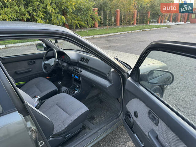 Дайхатсу Апплауз 1991 в Киеве на Automoto.ua Серый Дайхатсу Апплауз, объемом двигателя 1.6 л и пробегом 230 тыс. км за 1350 $, фото 10 на Automoto.ua