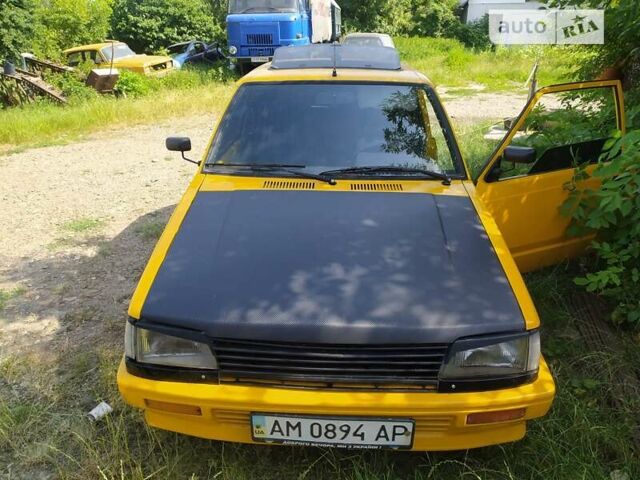 Жовтий Дайхатсу Charade, об'ємом двигуна 1 л та пробігом 325 тис. км за 1280 $, фото 2 на Automoto.ua