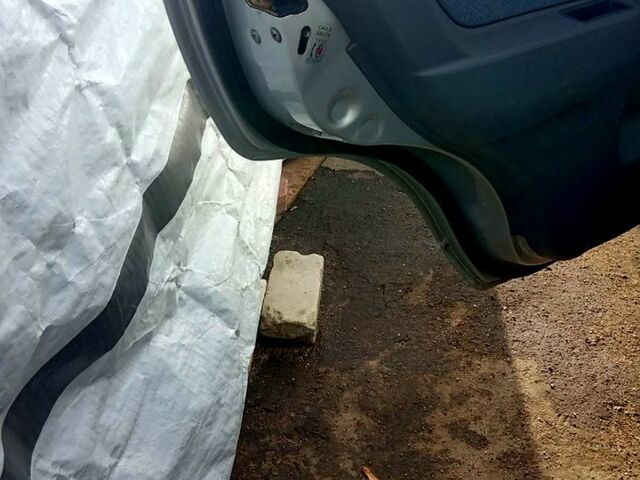 Серый Дайхатсу Гранд Мув, объемом двигателя 1.6 л и пробегом 170 тыс. км за 2300 $, фото 7 на Automoto.ua