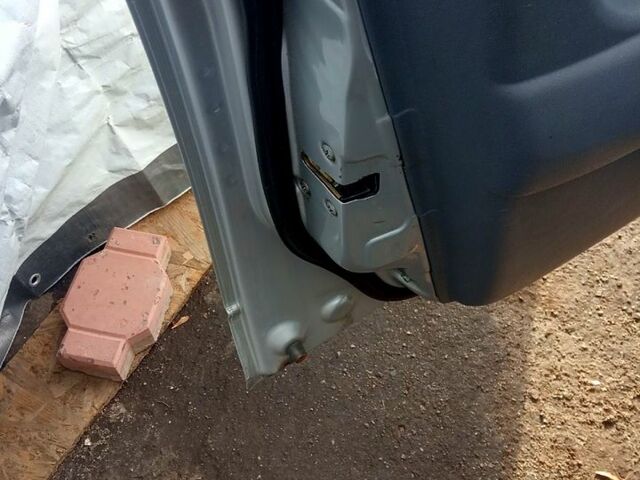 Серый Дайхатсу Гранд Мув, объемом двигателя 1.6 л и пробегом 170 тыс. км за 2300 $, фото 13 на Automoto.ua