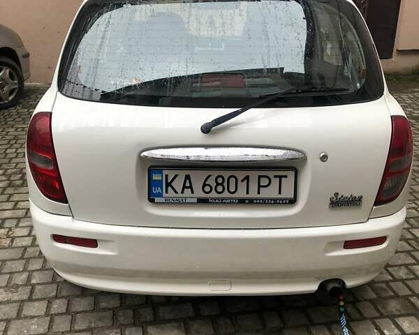 Білий Дайхатсу Sirion, об'ємом двигуна 1 л та пробігом 166 тис. км за 3300 $, фото 1 на Automoto.ua