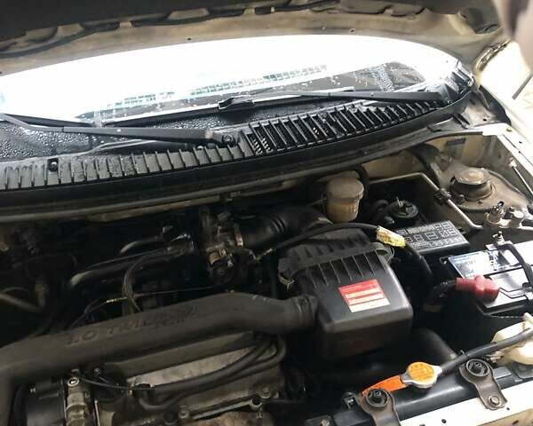 Білий Дайхатсу Sirion, об'ємом двигуна 1 л та пробігом 166 тис. км за 3300 $, фото 7 на Automoto.ua