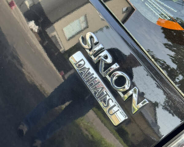 Чорний Дайхатсу Sirion, об'ємом двигуна 1 л та пробігом 116 тис. км за 4200 $, фото 24 на Automoto.ua