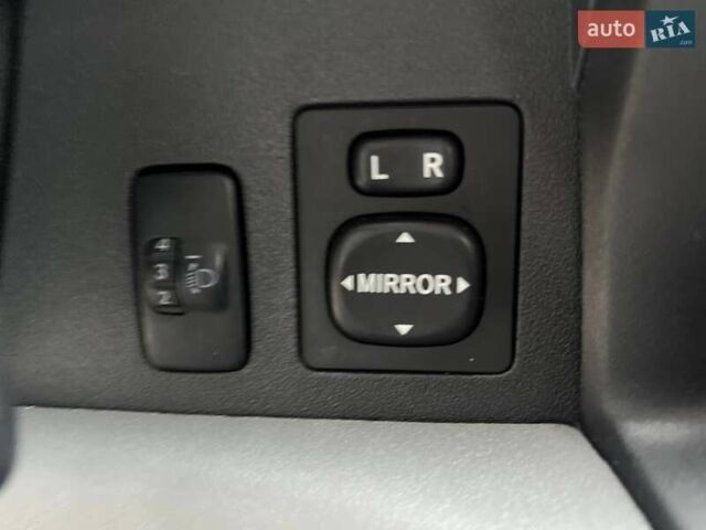 Черный Дайхатсу Сирион, объемом двигателя 1.5 л и пробегом 133 тыс. км за 6700 $, фото 21 на Automoto.ua