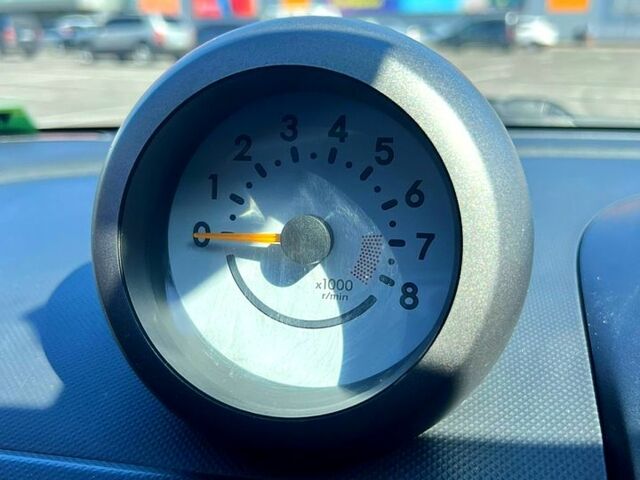 Дайхатсу Sirion 2006 у Полтаві на Automoto.ua Червоний Дайхатсу Sirion, об'ємом двигуна 1.3 л та пробігом 207 тис. км за 3850 $, фото 9 на Automoto.ua