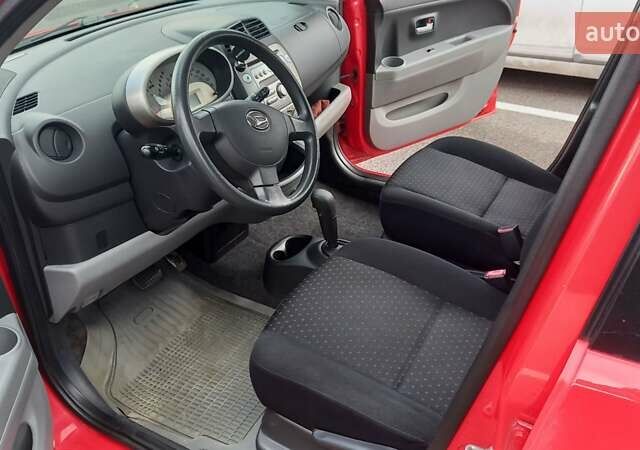 Красный Дайхатсу Сирион, объемом двигателя 1.3 л и пробегом 187 тыс. км за 5700 $, фото 43 на Automoto.ua
