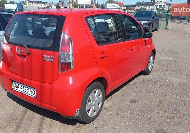 Красный Дайхатсу Сирион, объемом двигателя 1.3 л и пробегом 187 тыс. км за 5700 $, фото 9 на Automoto.ua