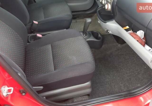 Красный Дайхатсу Сирион, объемом двигателя 1.3 л и пробегом 187 тыс. км за 5700 $, фото 41 на Automoto.ua