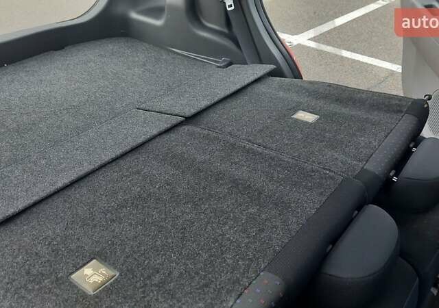 Красный Дайхатсу Сирион, объемом двигателя 1.3 л и пробегом 187 тыс. км за 5700 $, фото 17 на Automoto.ua