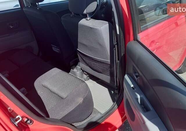 Красный Дайхатсу Сирион, объемом двигателя 1.3 л и пробегом 187 тыс. км за 5700 $, фото 11 на Automoto.ua