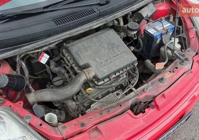 Красный Дайхатсу Сирион, объемом двигателя 1.3 л и пробегом 187 тыс. км за 5700 $, фото 66 на Automoto.ua