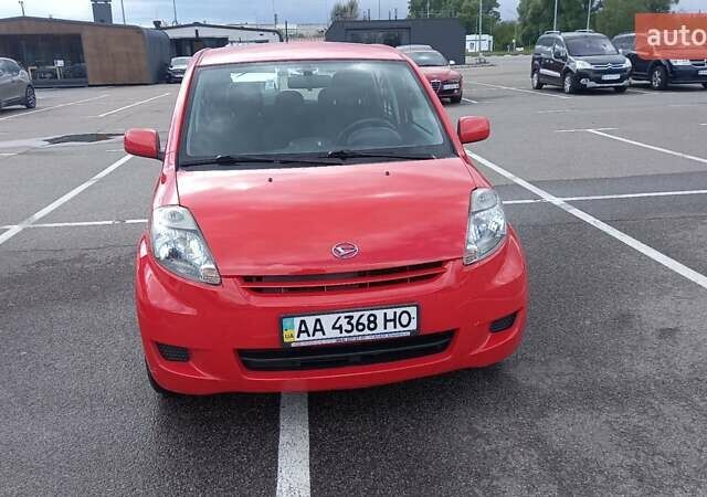 Красный Дайхатсу Сирион, объемом двигателя 1.3 л и пробегом 187 тыс. км за 5700 $, фото 30 на Automoto.ua