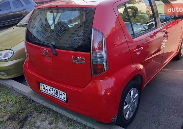 Красный Дайхатсу Сирион, объемом двигателя 1.3 л и пробегом 187 тыс. км за 5700 $, фото 3 на Automoto.ua
