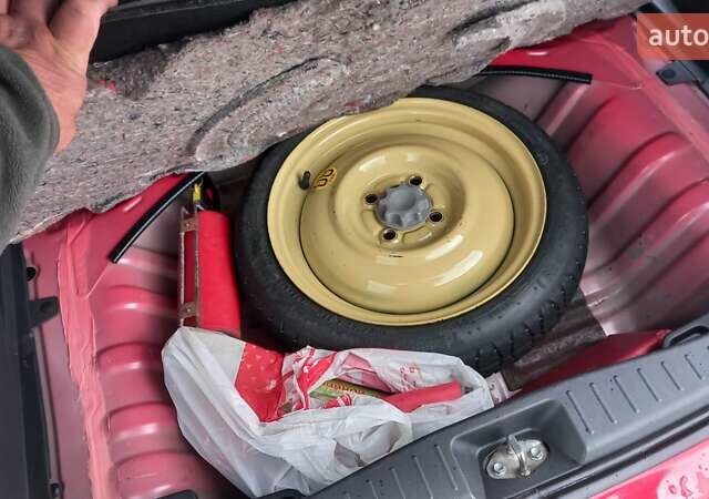 Красный Дайхатсу Сирион, объемом двигателя 1.3 л и пробегом 187 тыс. км за 5700 $, фото 69 на Automoto.ua