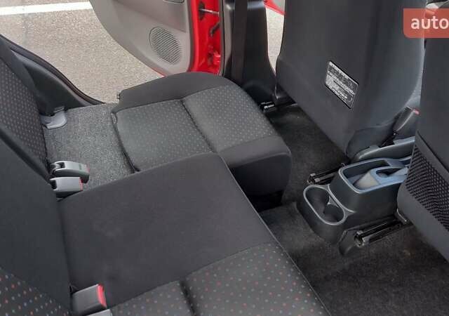 Красный Дайхатсу Сирион, объемом двигателя 1.3 л и пробегом 187 тыс. км за 5700 $, фото 27 на Automoto.ua