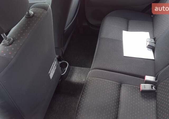 Красный Дайхатсу Сирион, объемом двигателя 1.3 л и пробегом 187 тыс. км за 5700 $, фото 51 на Automoto.ua