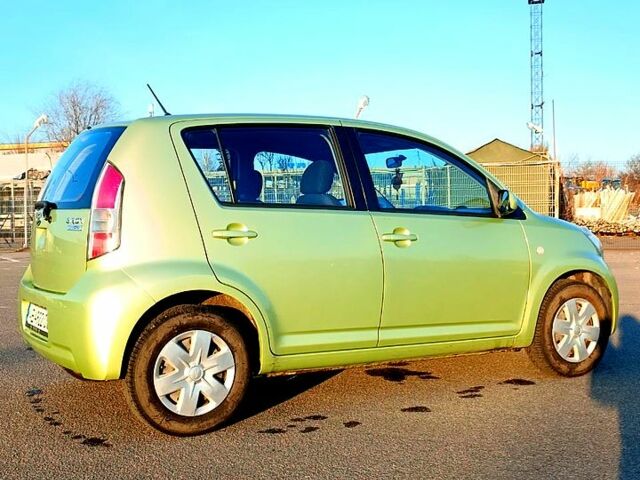 Дайхатсу Sirion, об'ємом двигуна 1 л та пробігом 230 тис. км за 3750 $, фото 3 на Automoto.ua