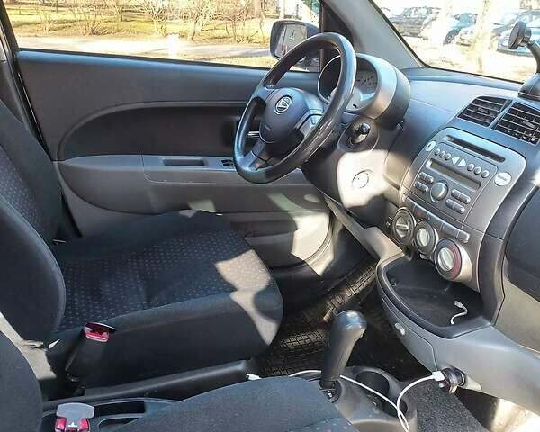 Дайхатсу Sirion, об'ємом двигуна 1.3 л та пробігом 140 тис. км за 5500 $, фото 18 на Automoto.ua