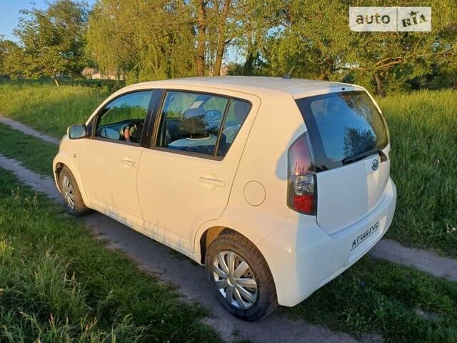 Дайхатсу Sirion, об'ємом двигуна 1 л та пробігом 204 тис. км за 4400 $, фото 3 на Automoto.ua