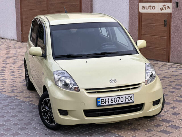 Жовтий Дайхатсу Sirion, об'ємом двигуна 1.3 л та пробігом 82 тис. км за 6900 $, фото 33 на Automoto.ua