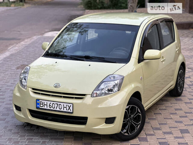 Жовтий Дайхатсу Sirion, об'ємом двигуна 1.3 л та пробігом 82 тис. км за 6900 $, фото 44 на Automoto.ua