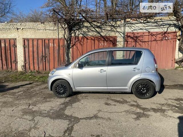 Сірий Дайхатсу Sirion, об'ємом двигуна 1.3 л та пробігом 167 тис. км за 5250 $, фото 3 на Automoto.ua