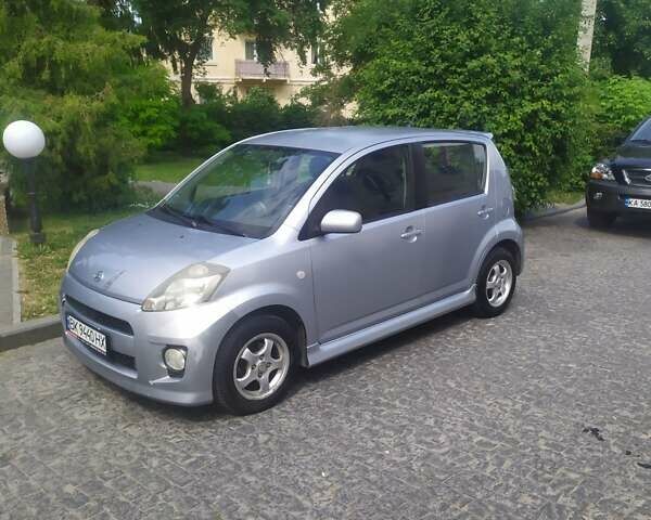 Сірий Дайхатсу Sirion, об'ємом двигуна 1.3 л та пробігом 227 тис. км за 3850 $, фото 9 на Automoto.ua