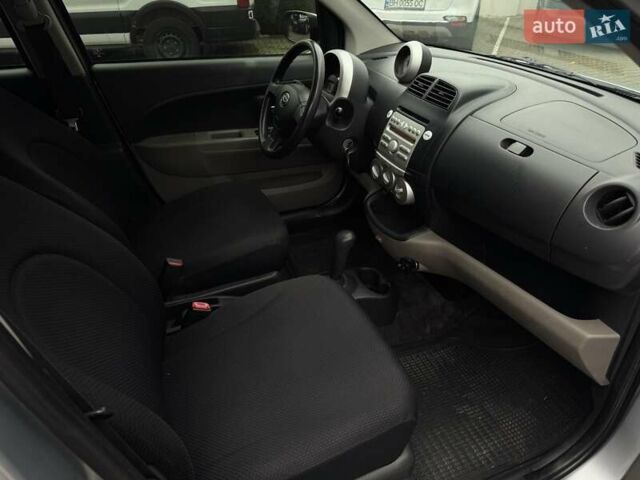 Серый Дайхатсу Сирион, объемом двигателя 1.3 л и пробегом 230 тыс. км за 4900 $, фото 9 на Automoto.ua