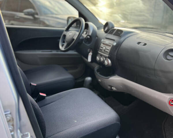 Серый Дайхатсу Сирион, объемом двигателя 1.3 л и пробегом 190 тыс. км за 6300 $, фото 9 на Automoto.ua