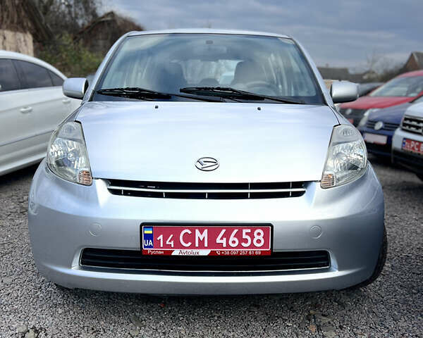 Серый Дайхатсу Сирион, объемом двигателя 1.3 л и пробегом 190 тыс. км за 6300 $, фото 2 на Automoto.ua