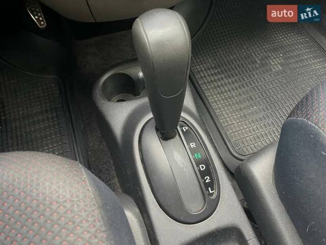Серый Дайхатсу Сирион, объемом двигателя 1.3 л и пробегом 230 тыс. км за 5250 $, фото 15 на Automoto.ua