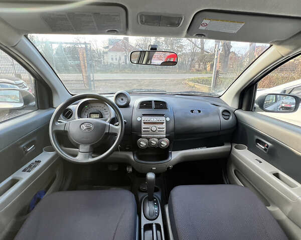 Серый Дайхатсу Сирион, объемом двигателя 1.3 л и пробегом 190 тыс. км за 6300 $, фото 8 на Automoto.ua